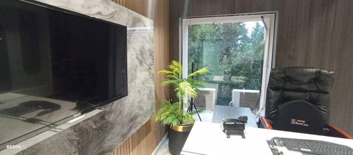 CEO Room photo 2