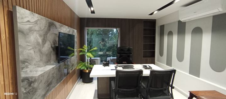 CEO Room photo 4