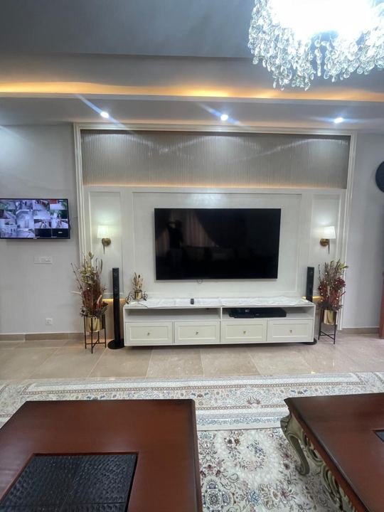 Media Wall & TV Lounge photo 4